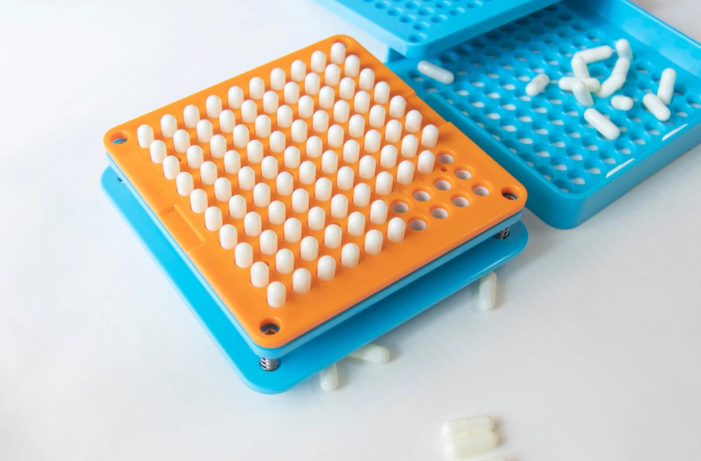compounding white capsules